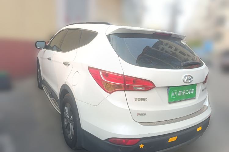 Used Hyundai Santa Fe 2015 2.0T Automatic Two-Wheel Drive Smart Version 5 Seats
