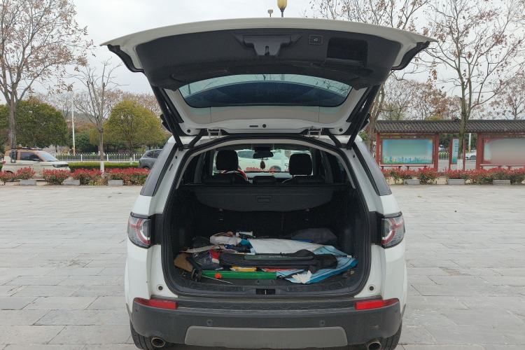 Used Land Rover Discovery Sport 2018 240 PS SE Version