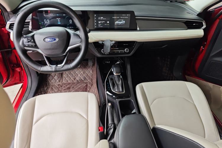 Used Ford Escort 2021 1.5L Automatic Diamond Edition Center Console