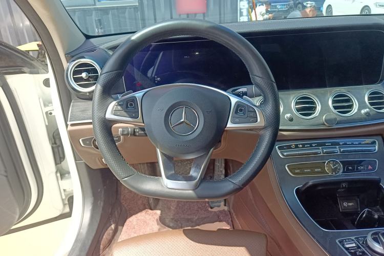 Used Mercedes-Benz E-Class 2018 Facelift E 200 L Sport Edition Steering Wheel