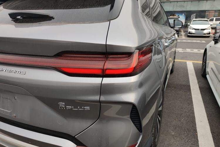 Used BYD Song PLUS New Energy 2023 Champion Edition DM-i 110KM Flagship PLUS
