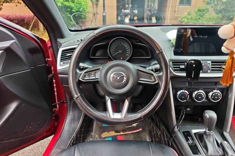 Used Mazda CX-4 2018 2.0L Automatic Two-Wheel Drive Blue Sky Dynamic Version China V Standard
