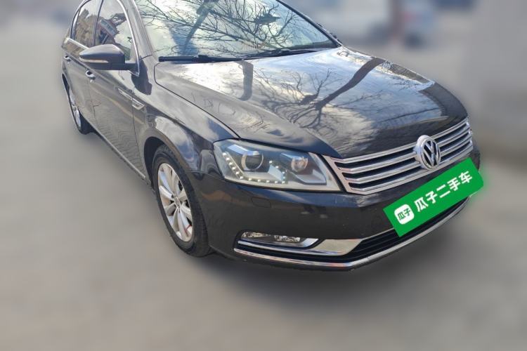 Used Volkswagen Magotan 2013 1.8TSI Luxury Model Front Right 45 Deg