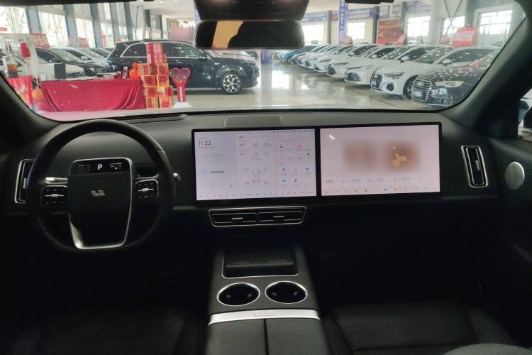 Used Li Auto L8 2023 Pro Model
