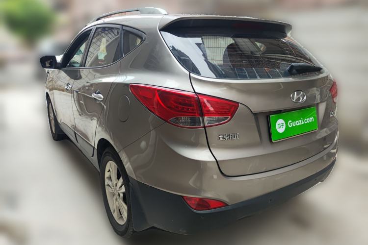 Used Hyundai ix35 2010 2.0L Automatic Two-Wheel Drive Elite Edition GLS
