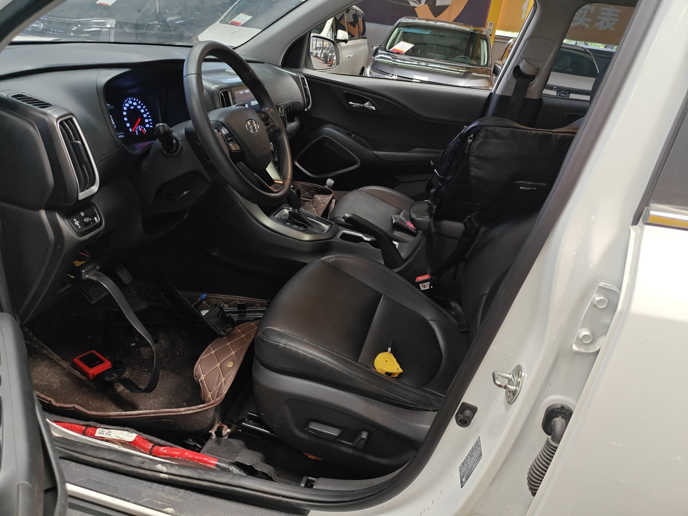 Interior delantero