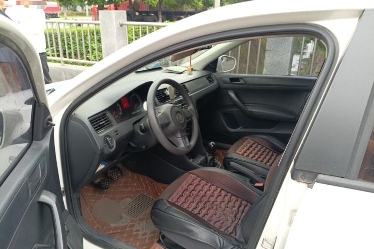 Used Volkswagen Santana 2015 1.4L Manual Fashion Edition Driver Seat