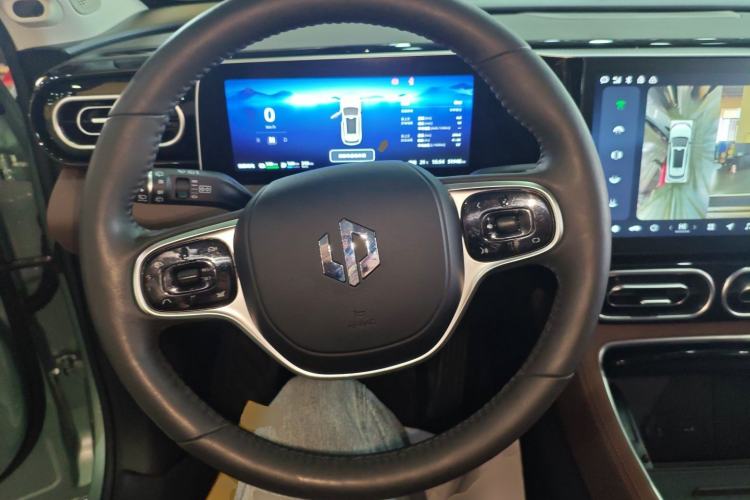 Used Leapmotor C11 2023 Range-Extended 180 Comfort Edition
