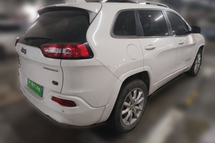 Used Jeep Cherokee 2017 2.4L Excellence Edition
