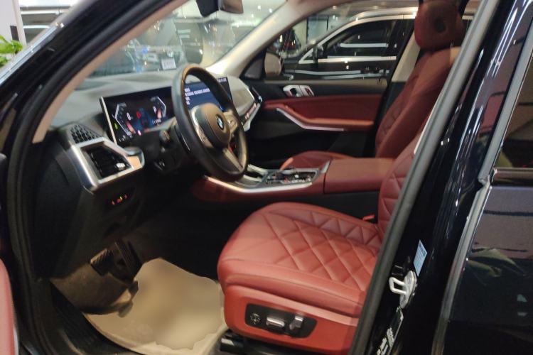 Used BMW X5 2023 xDrive 30Li Luxury M Sport Night Edition Package