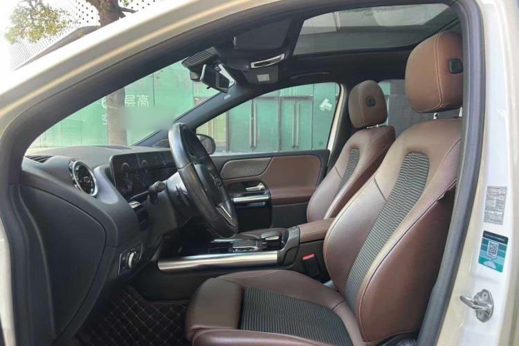 Used Mercedes-Benz B-Class 2020 B 200 Sport Edition Exterior 3