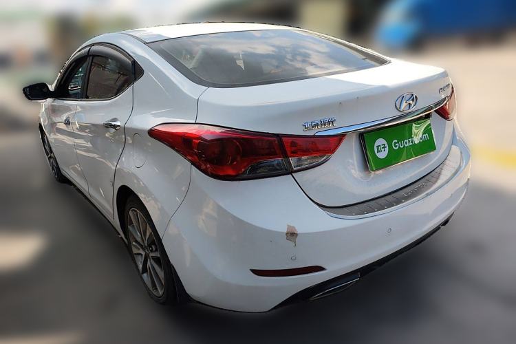 Used Hyundai Elantra (5th Generation / Langdong) 2015 1.6L Automatic Leading Model Rear Left 45 Deg