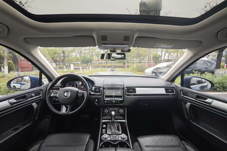 Used Volkswagen Touareg 2017 3.0 TSI Touareg Model
