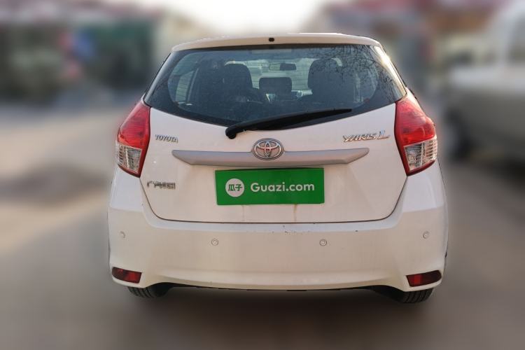 Used Toyota YARiS L Zhi Xuan 2015 1.5E Automatic Charm Edition