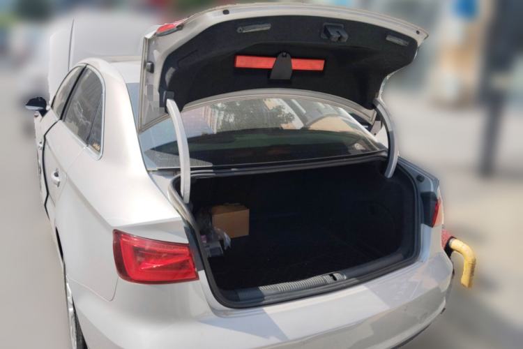 Used Audi A3 2014 Limousine 35 TFSI Automatic Fashion Model
