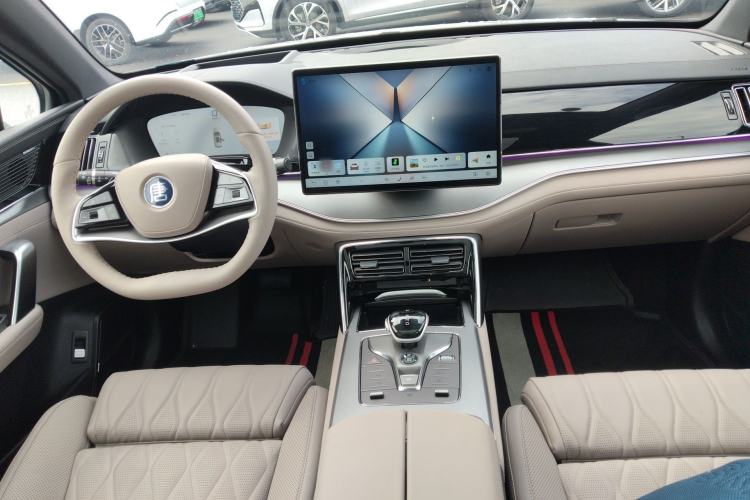 Used BYD Tang New Energy 2025 Intelligent Driving Version DM-i 115KM Flagship Edition Center Console