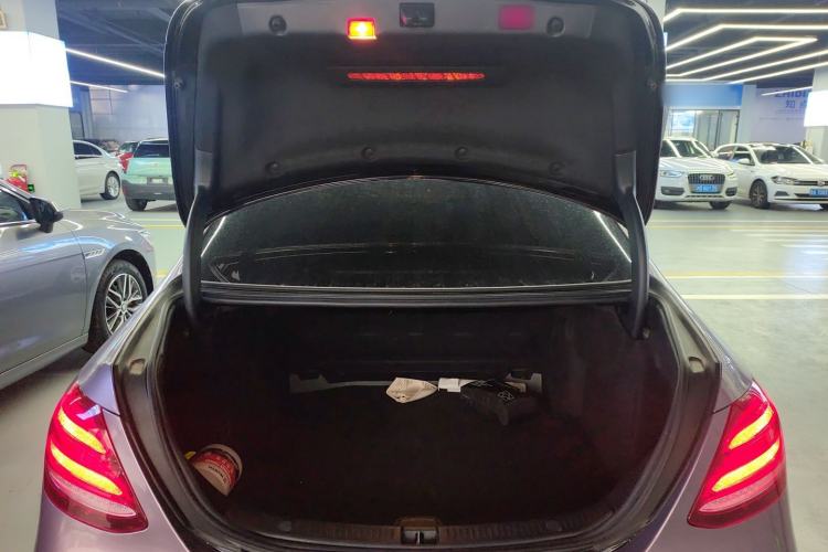 Used Mercedes-Benz E-Class 2019 Restyled E 300 L Sport Luxury Edition Trunk