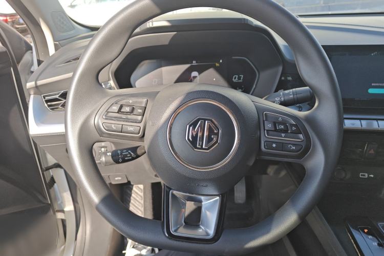 Used MG 5 2022 180 DVVT CVT Youth Luxury Edition Steering Wheel