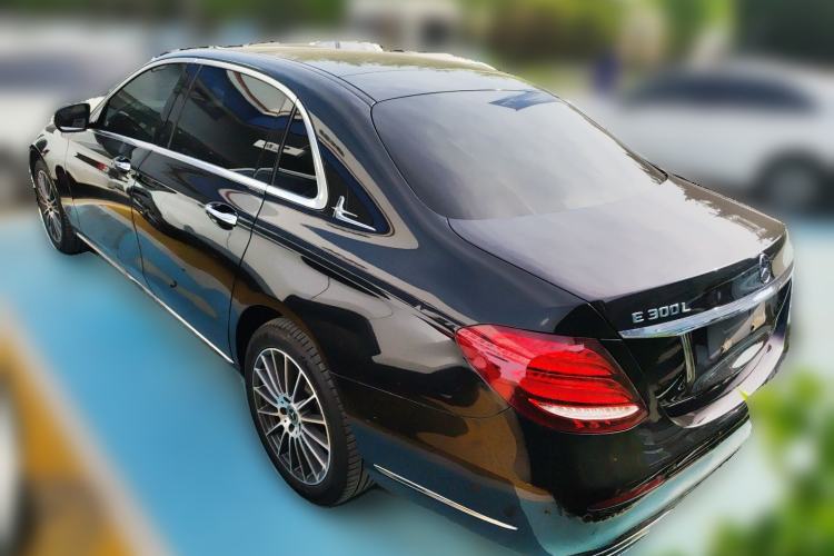 Used Mercedes-Benz E-Class 2019 E 200 L Rear Left 45 Deg