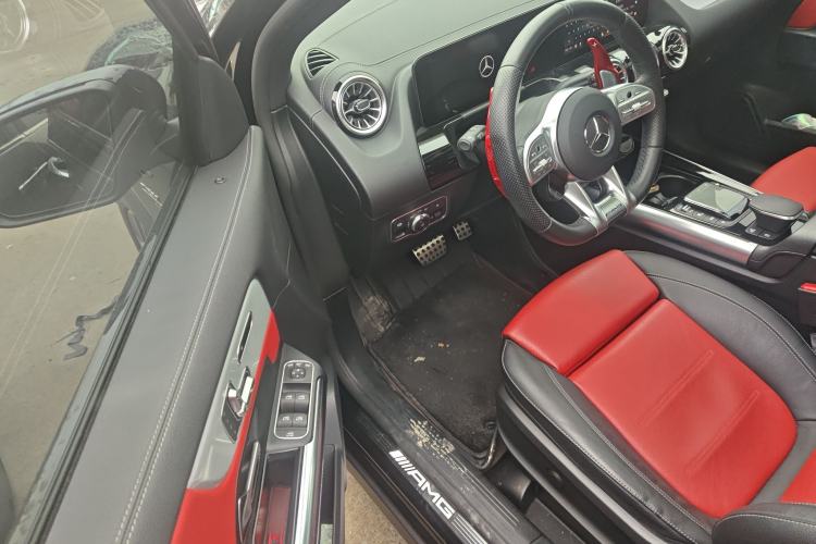 Used Mercedes-Benz GLA AMG 2022 AMG GLA 35 4MATIC Driver Seat