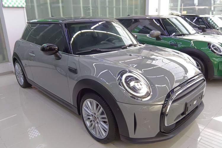 Used MINI 2022 Updated 1.5T COOPER Classic Edition
