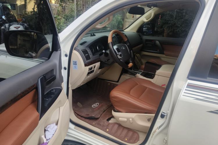 Used Toyota Land Cruiser 2014 4.0L Automatic Parallel Import Version 5 Seats
