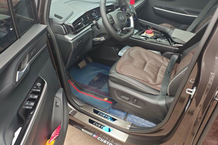 Used Hyundai Custo 2024 380TGDi LUX Premium Smart & Luxurious Edition Driver Seat