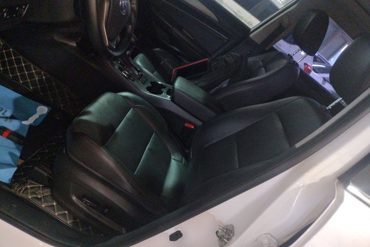 Used Changan CS75 2017 Shangkui Edition 1.8T Automatic All-Wheel-Drive Prestige Model
