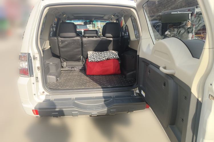 Used Mitsubishi Pajero 2016 3.0L Automatic Standard Version China V Standard Trunk