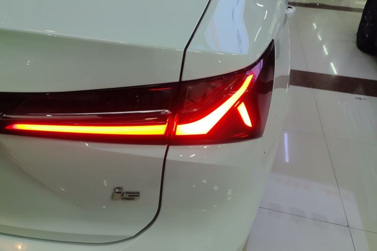 Used Roewe i5 2023 1.5L CVT Luxury Edition