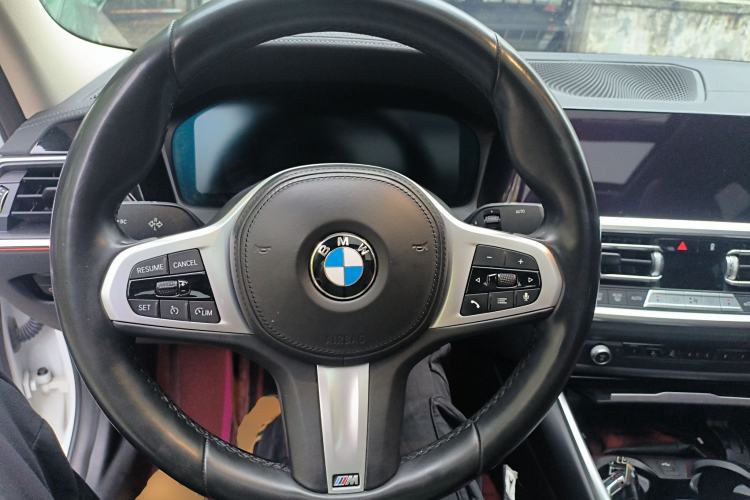 Used BMW 3 Series 2022 Updated 325Li M Sport Package Steering Wheel