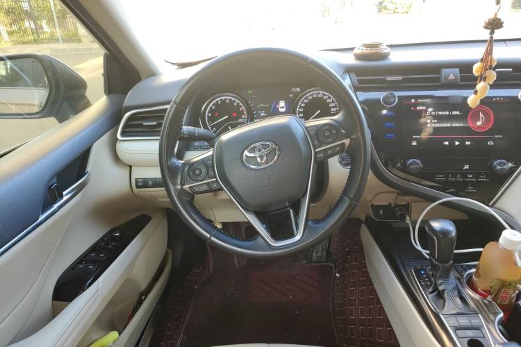 Used Toyota Camry 2019 2.5G Luxury Edition China VI Standard