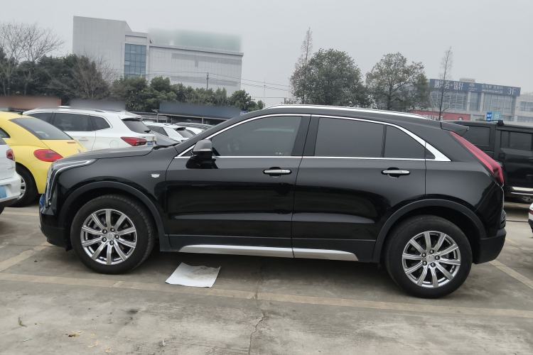 Used Cadillac XT4 2021 28T Two-Wheel Drive Luxury Version
