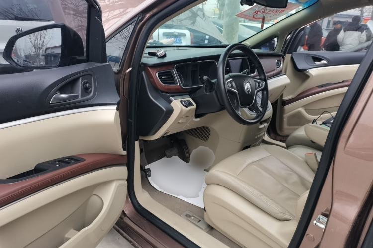 Used Buick GL8 2018 28T Luxury Model China VI Standard
