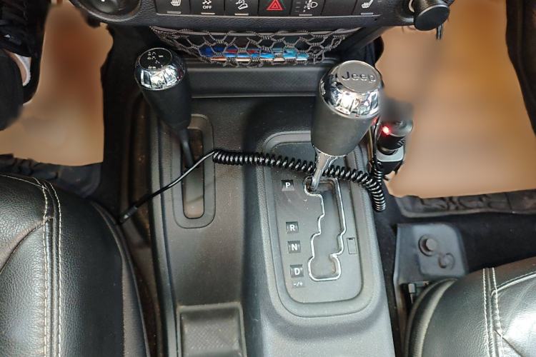 Used Jeep Wrangler 2014 3.0L Sahara Four-Door Edition