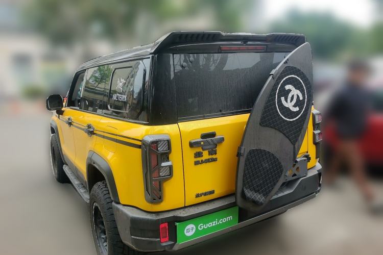 Used BAIC Off-Road BJ40 2024 2.0T All-New Urban Hunter Edition Chivalrous Style
