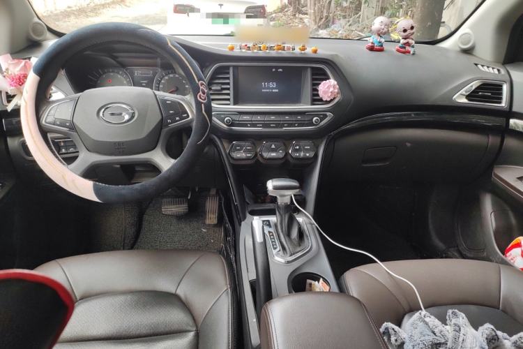 Used GAC Trumpchi GS4 2015 200T G-DCT Luxury Edition Center Console