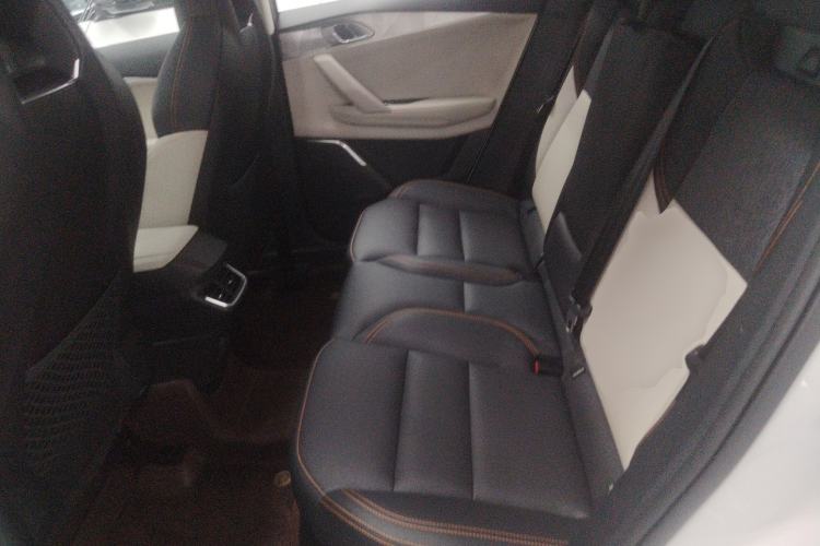 Used Lynk & Co 06 EM-P 2023 1.5T Remix PHEV Pro
