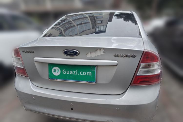 Used Ford Focus 2011 Sedan 1.8L Automatic Fashion Edition
