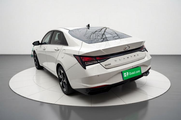 Used Hyundai Elantra 2021 1.5L CVT GLX Elite Edition Exterior 3