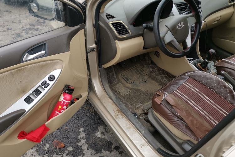 Used Hyundai Verna (older generation) 2010 Sedan 1.4L Manual Comfort GS
