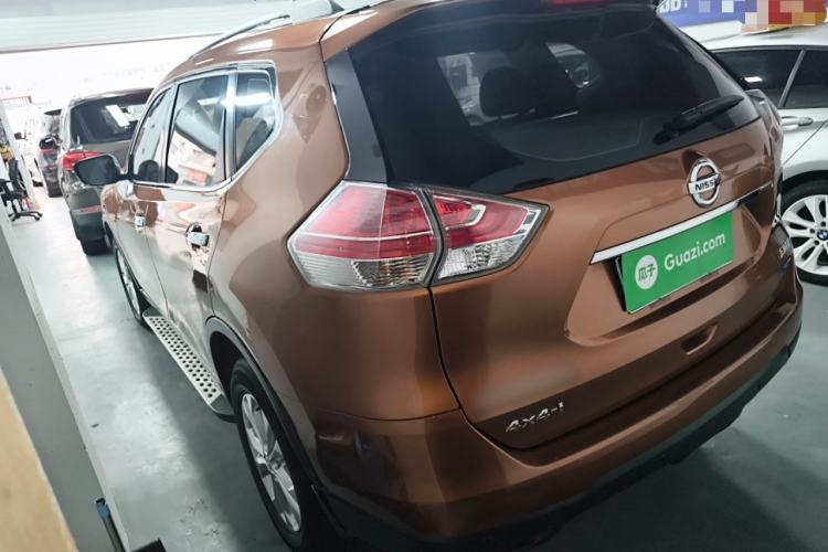 Used Nissan X-Trail 2016 2.0L CVT Smart Enjoyment Version 4WD
