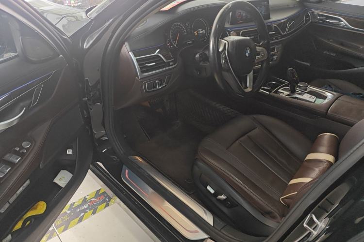 Used BMW 7 Series 2016 730Li Leading Model
