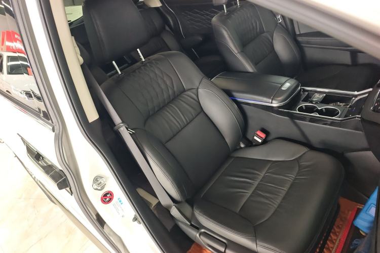 Used Honda Elysion 2022 2.0L eHEV Luxury First Edition