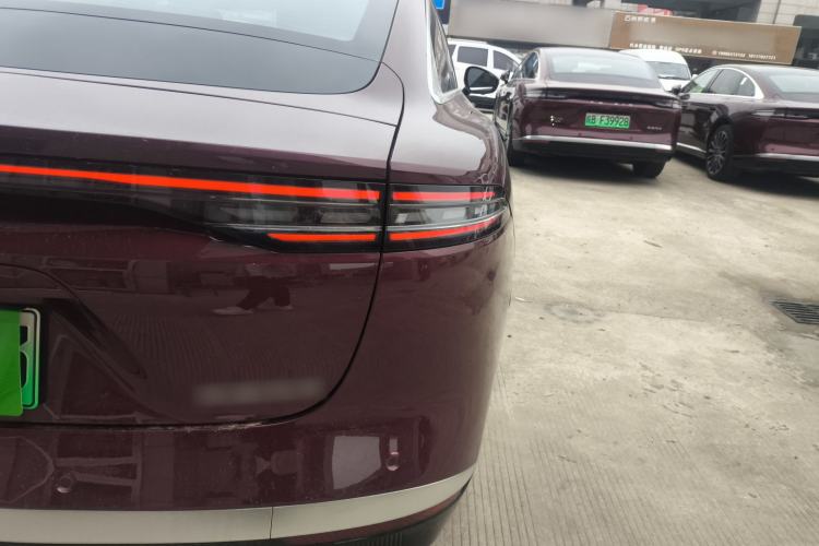 Used Chery Fulwin A9L 2025 Model, Four-Wheel Drive High-Energy Peak Edition Right Rear Taillight