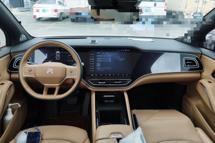 Used Rising R7 2023 Rear-Drive Screen King Edition
