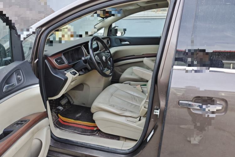 Used Buick GL8 2014 2.4L LT Luxury Business Executive Edition Left Front Seat