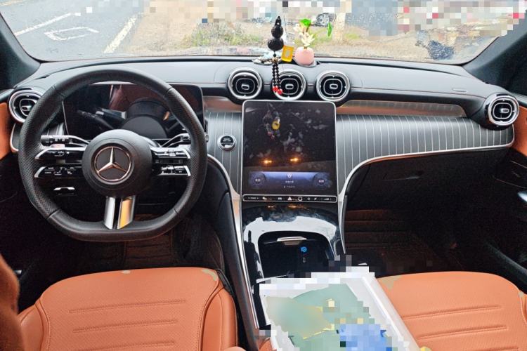 Used Mercedes-Benz GLC 2023 GLC 300 L 4MATIC Dynamic 7-Seater
