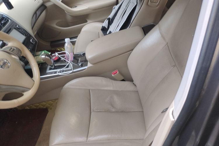 Used Nissan Teana 2014 Duke 2.5L XV-VIP Luxury Edition
