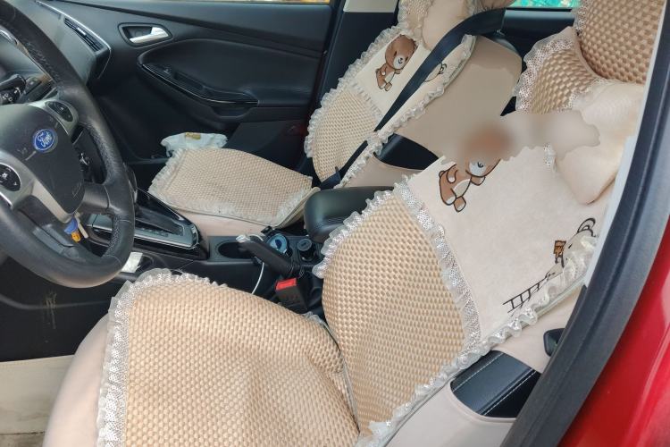 Used Ford Focus 2012 Hatchback 1.6L Automatic Fashion Edition
